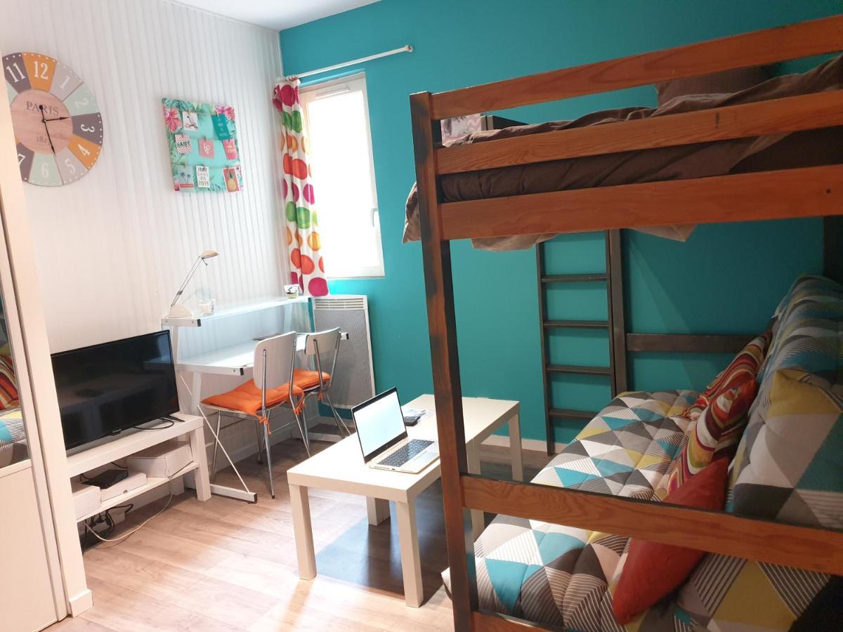 Studio Simplicien *Cosy* Plein Centre Ville De Poitiers *Tv* Wifi *Cafe* Exterior photo